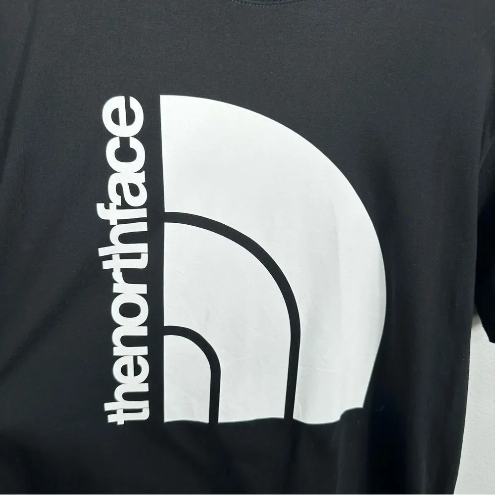 The North Face Men’s Jumbo Short Sleeve Half Dome Logo Tee Size Medium Casual